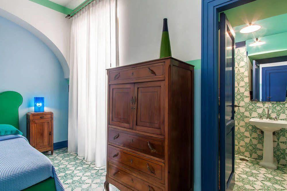 Affittacamere Casa Astarita 2*