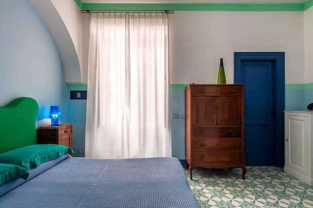 Affittacamere Casa Astarita 2*